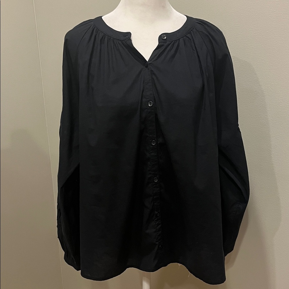 Old Navy Black Button Down Eyelet Sleeve Top